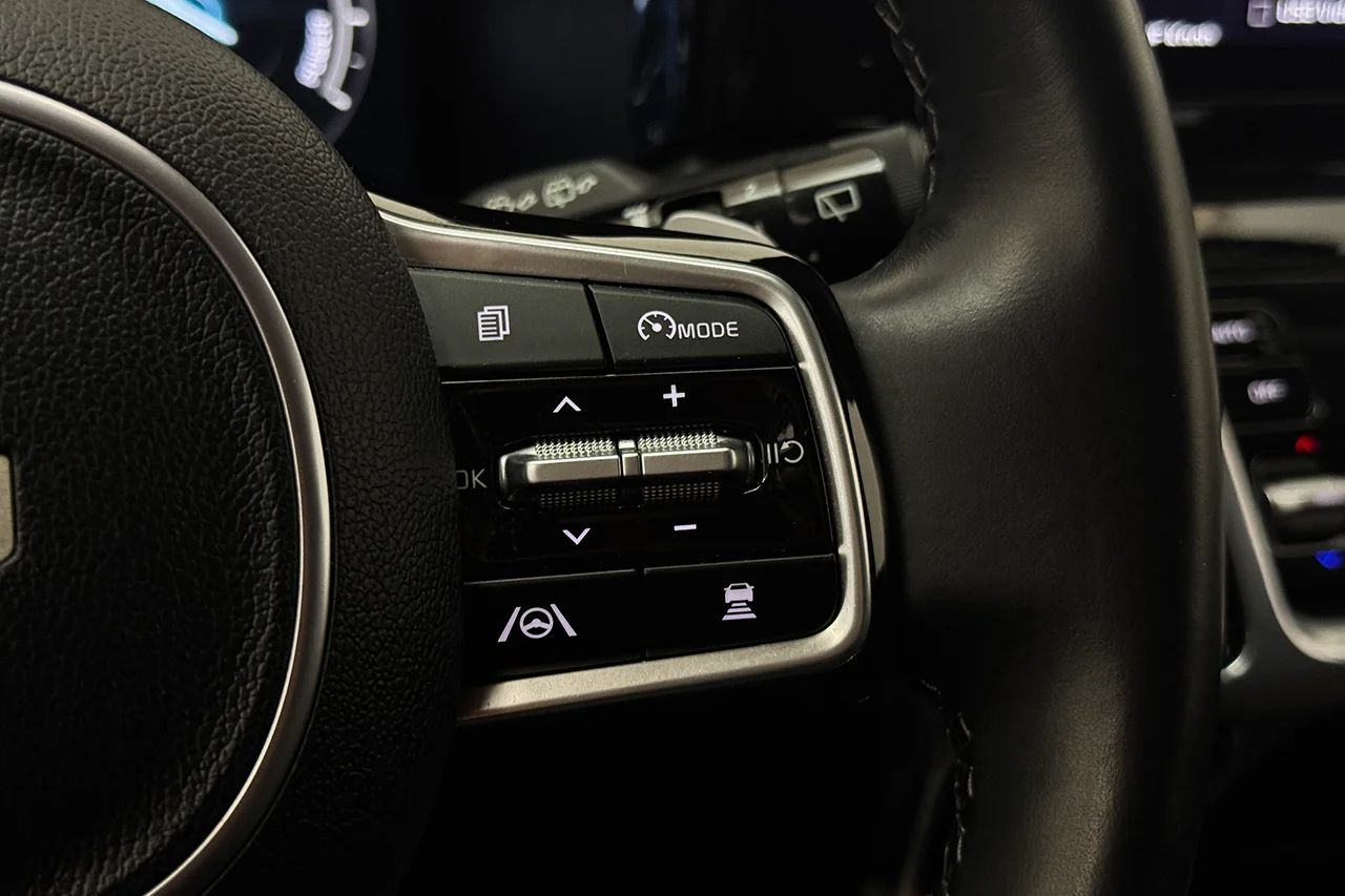 Kia Sorento PHEV Advance 7sits Läder Navi Kamera Cockpit BOSE – bild 19 av 38