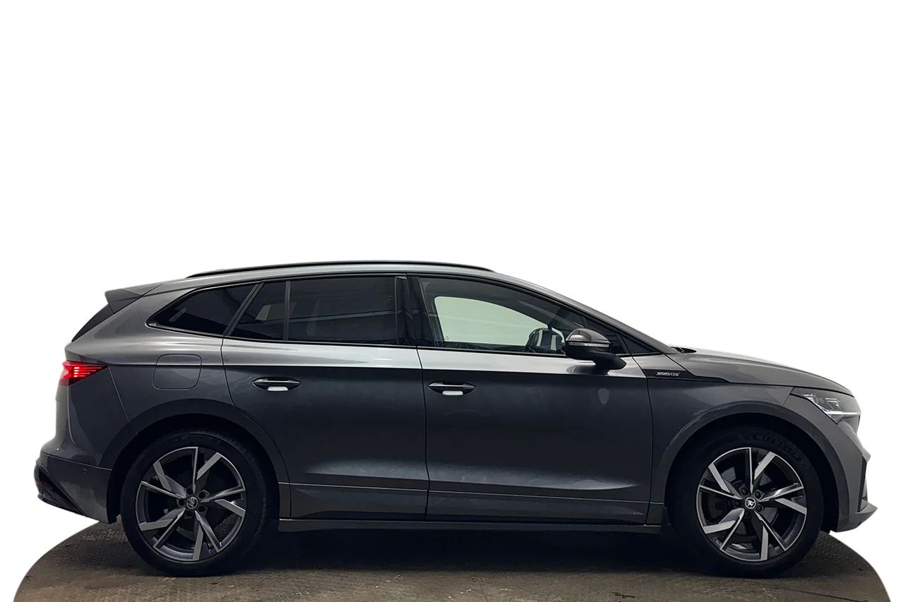 Škoda Enyaq iV 80x Sportline Light&View+ Drag Head-Up Navi 360° Stolminne CANTON MOMS 265hk – bild 4 av 45