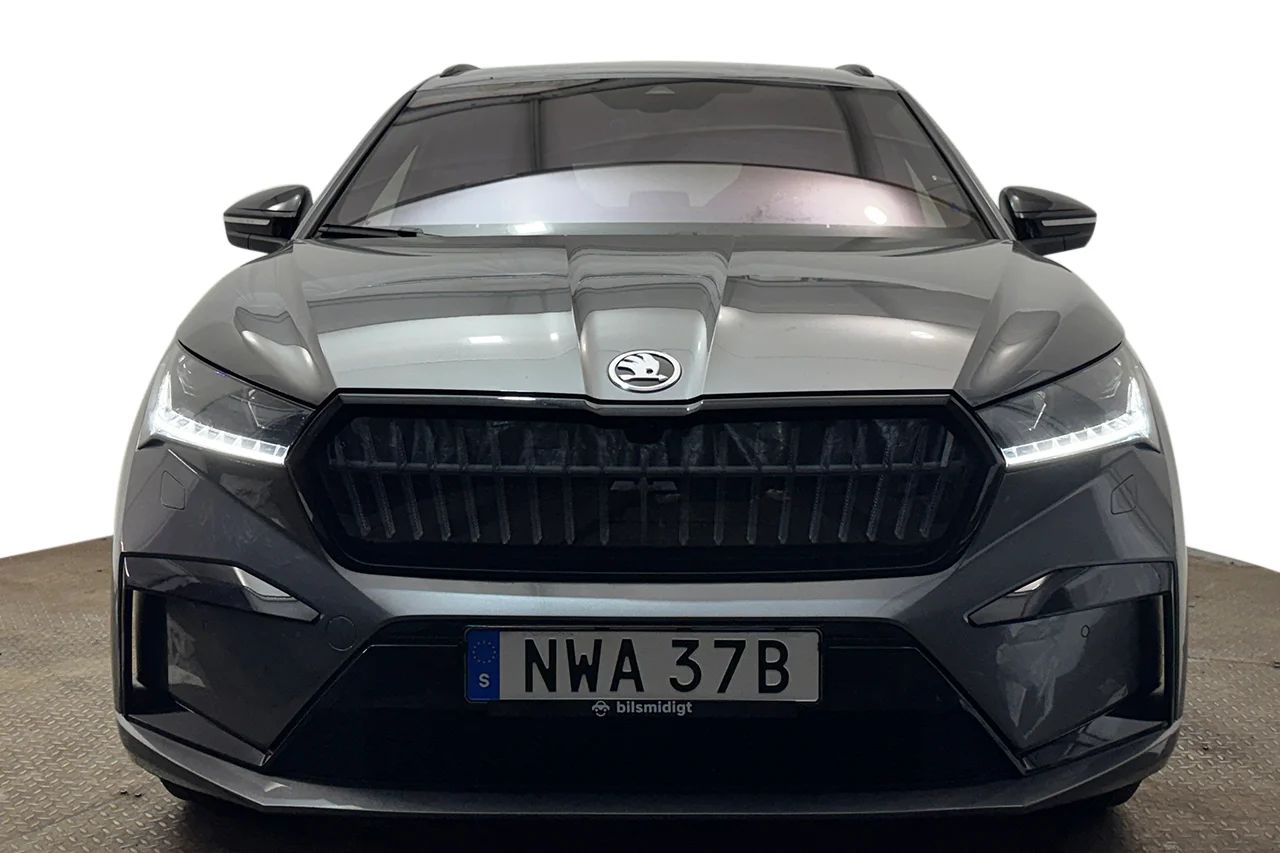 Škoda Enyaq iV 80x Sportline Light&View+ Drag Head-Up Navi 360° Stolminne CANTON MOMS 265hk – bild 2 av 45