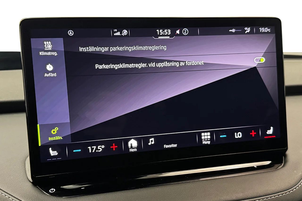 Škoda Enyaq iV 80x Sportline Light&View+ Drag Head-Up Navi 360° Stolminne CANTON MOMS 265hk – bild 33 av 45