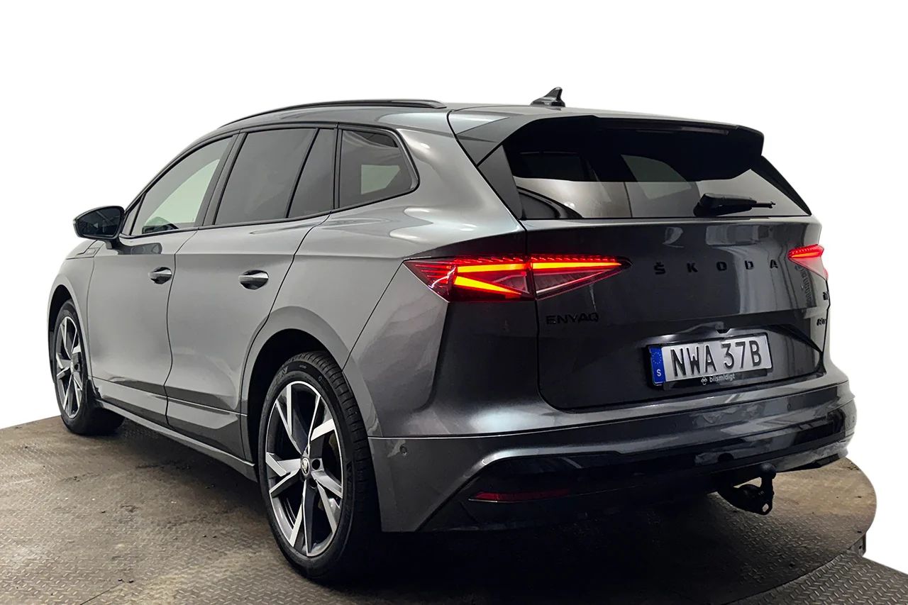 Škoda Enyaq iV 80x Sportline Light&View+ Drag Head-Up Navi 360° Stolminne CANTON MOMS 265hk – bild 8 av 45