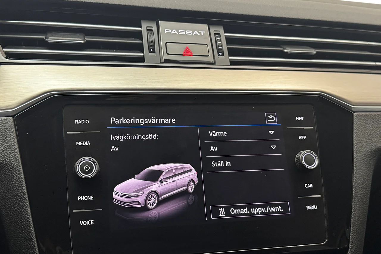 Volkswagen Passat SC 2.0 TDI 4M GT R-Line Drag Alcantara Navi Värmare Kamera 200hk – bild 25 av 35