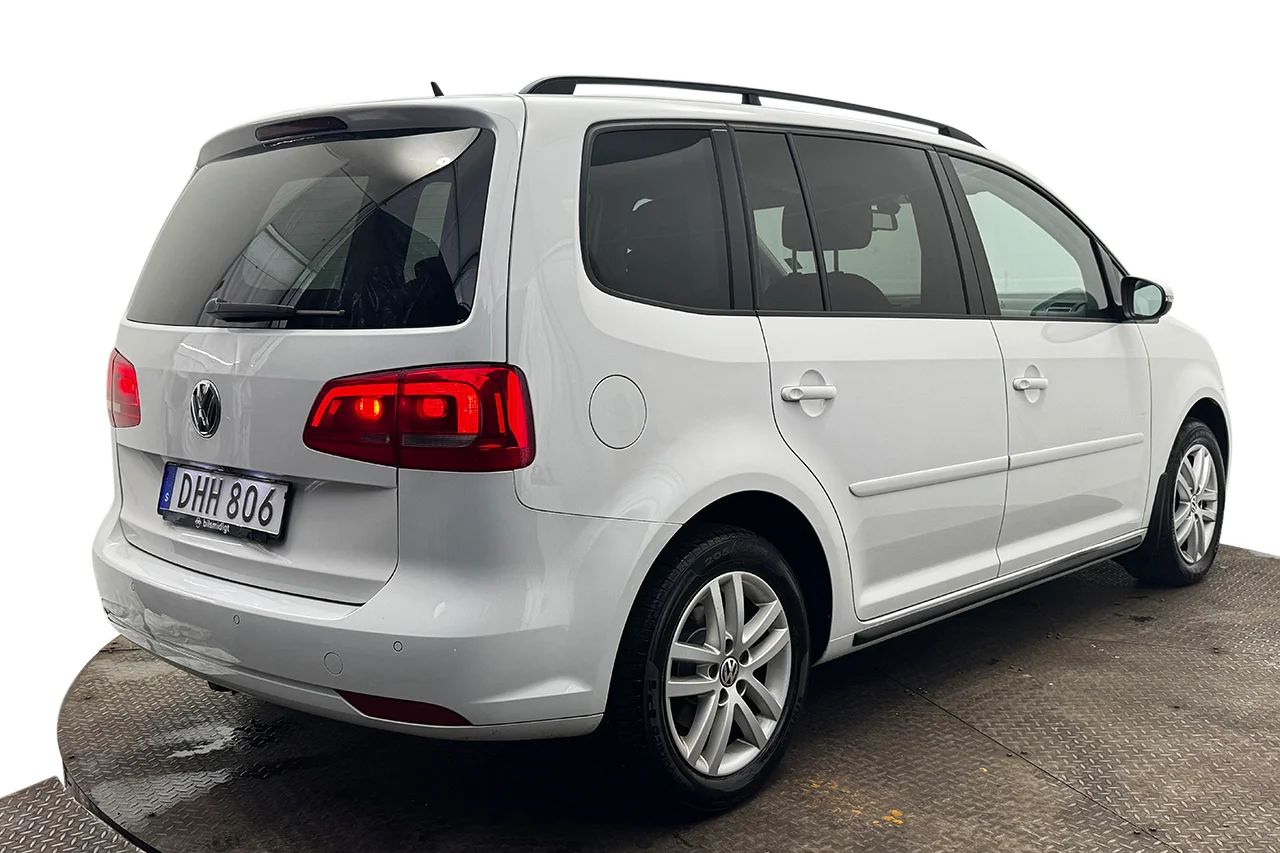 Volkswagen Touran 1.4 TSI Masters 7-sits Drag Kamera Värmare 140hk – bild 5 av 25
