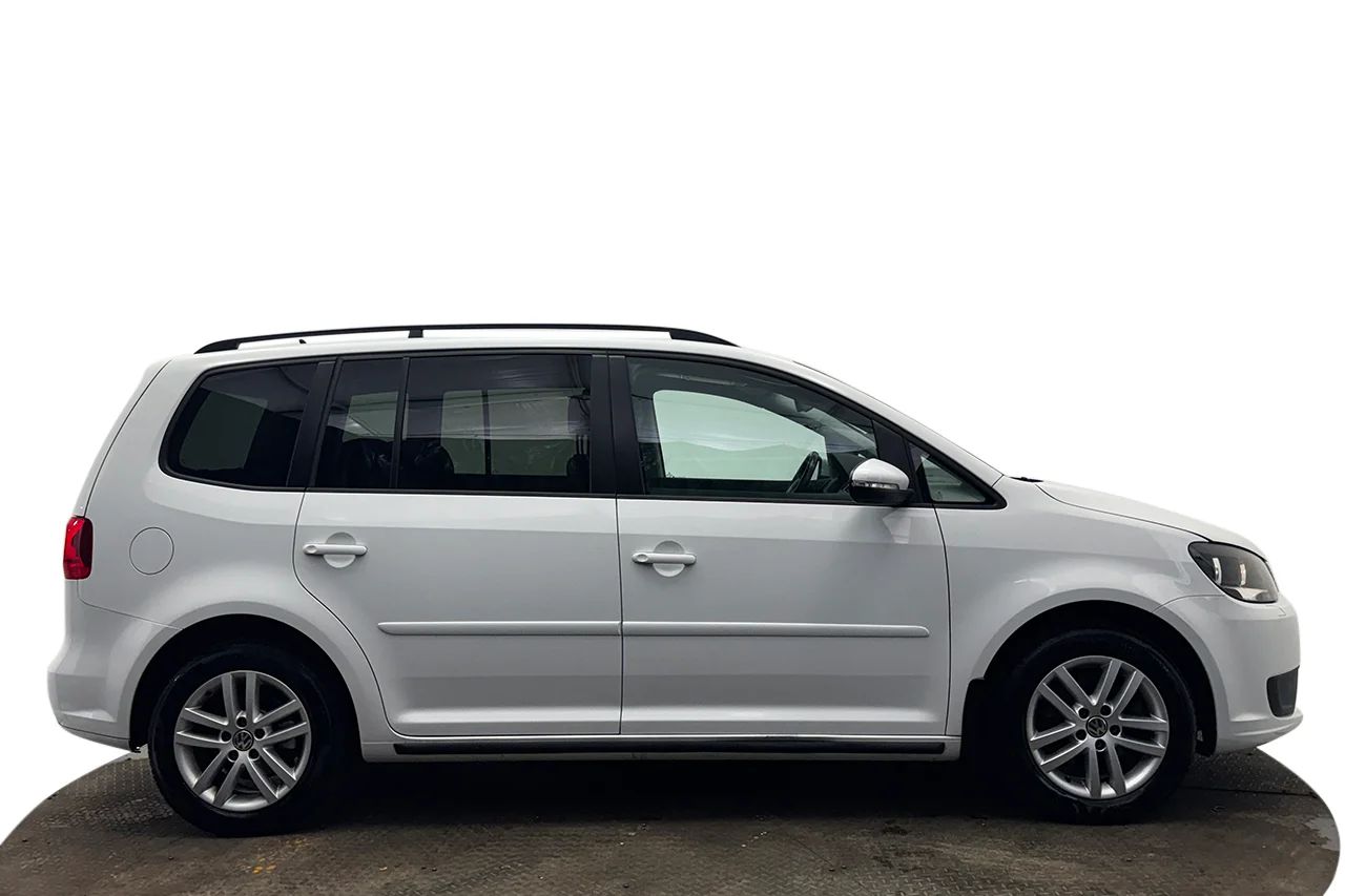 Volkswagen Touran 1.4 TSI Masters 7-sits Drag Kamera Värmare 140hk – bild 4 av 25
