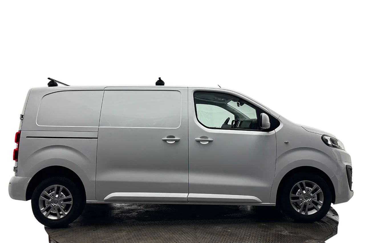 Citroën Jumpy IP 2.0 Drag Kamera 3-sits Delläder Värmare MOMS 122hk – bild 4 av 32