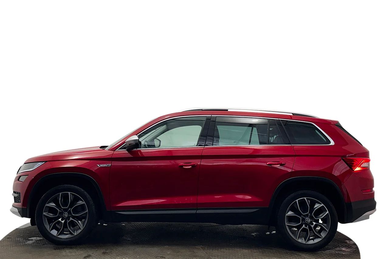 Skoda Kodiaq SCOUT 2.0 TDI 4x4 Business Drag Pano Värmare CANTON 190hk – bild 9 av 31