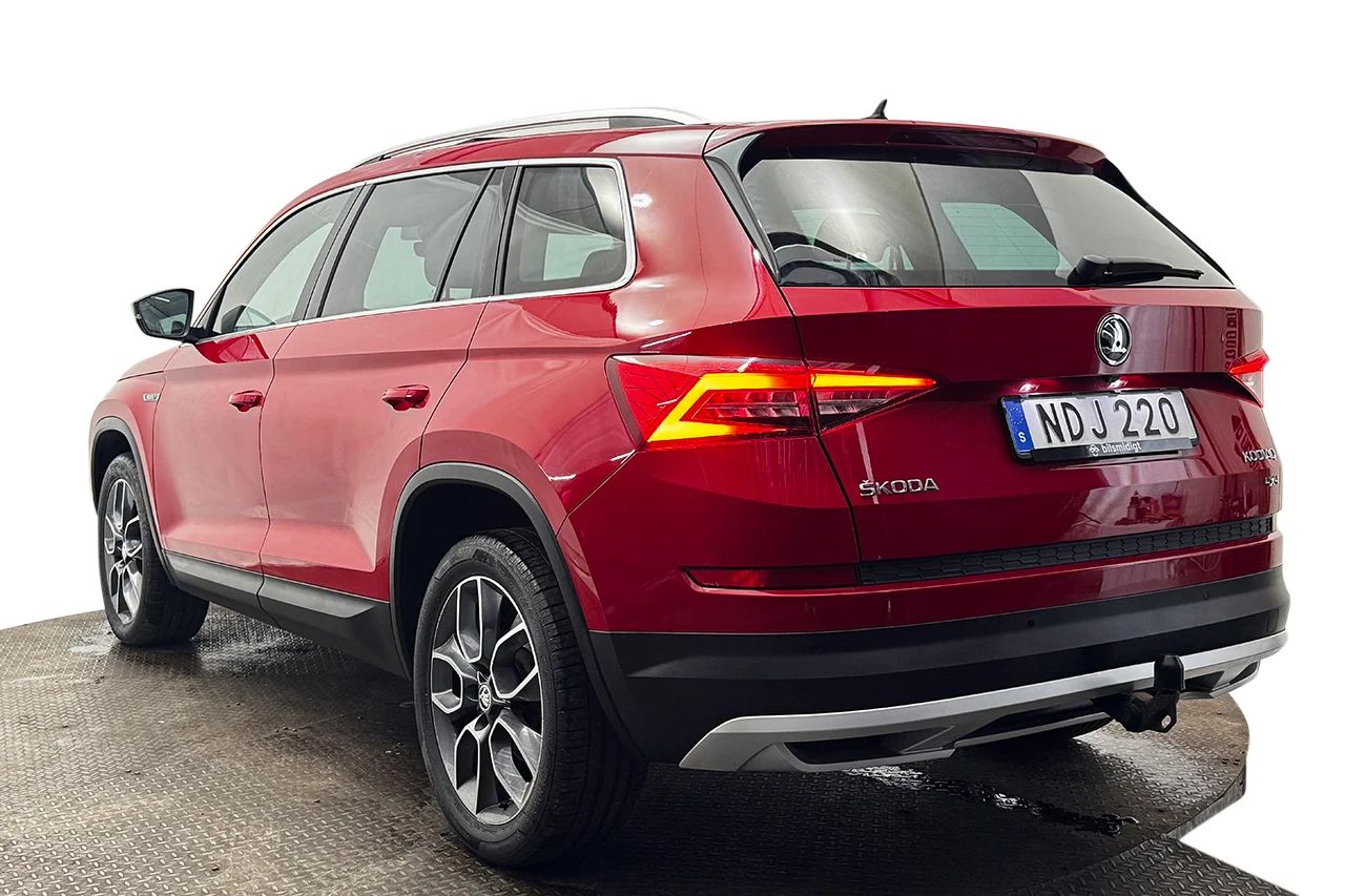 Skoda Kodiaq SCOUT 2.0 TDI 4x4 Business Drag Pano Värmare CANTON 190hk – bild 8 av 31