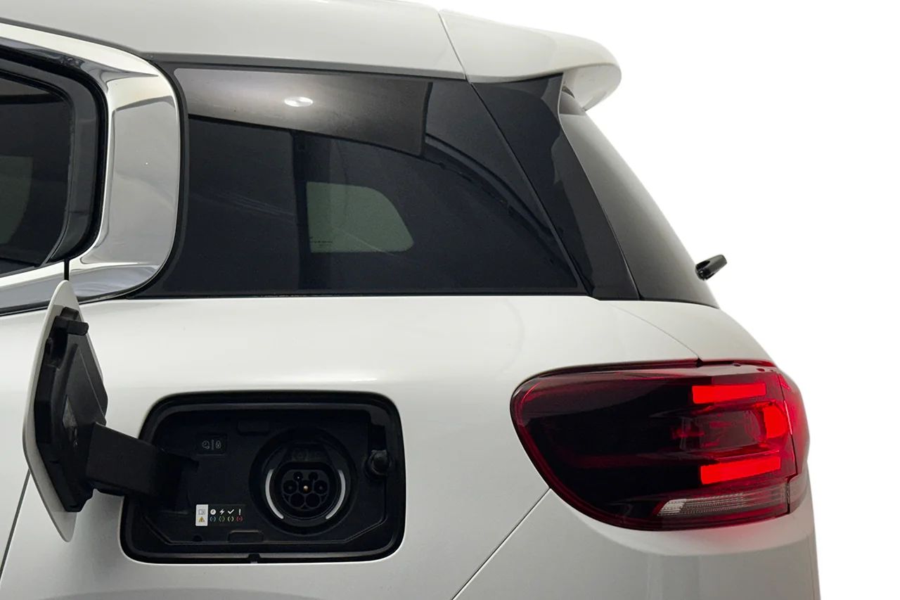 Citroën C5 Aircross Hybrid Navi Kamera Cockpit Alcantara MOMS 225hk – bild 36 av 36