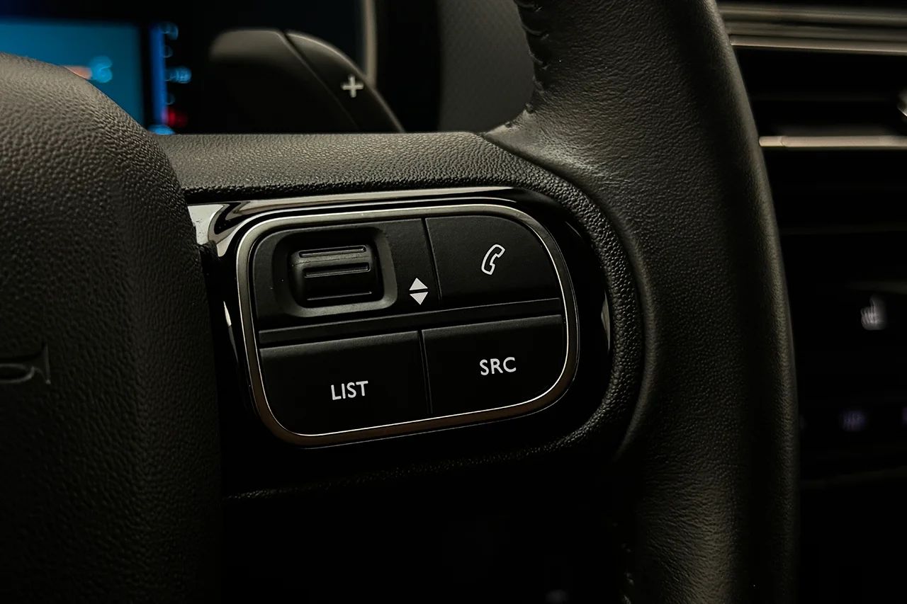 Citroën C5 Aircross Hybrid Navi Kamera Cockpit Alcantara MOMS 225hk – bild 19 av 36