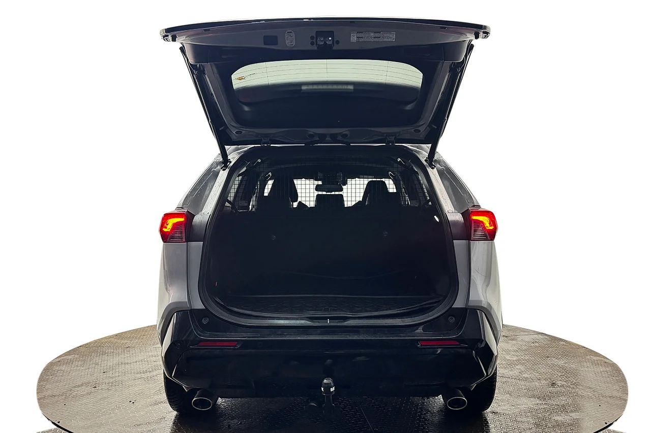 Toyota RAV4 Plug-in Hybrid E-CVT, 306hk, 2023 – bild 7 av 34
