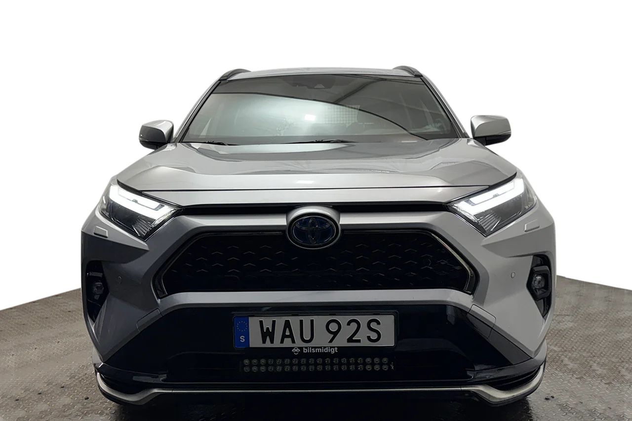 Toyota RAV4 Plug-in Hybrid E-CVT, 306hk, 2023 – bild 2 av 34