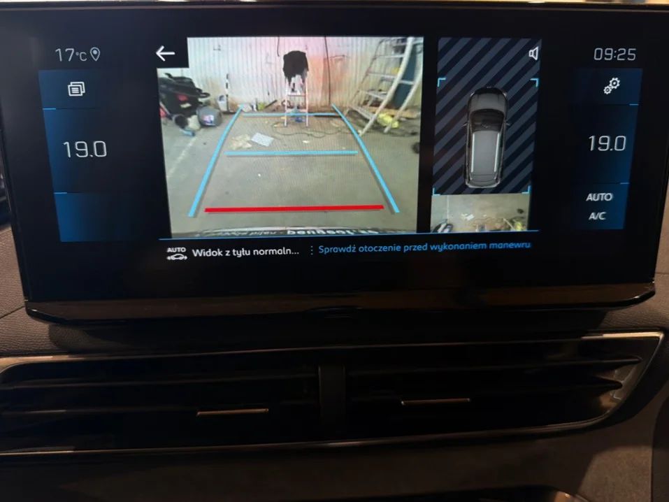Peugeot 3008 1.2 PureTech GT-Line Navi Kamera Delläder Cockpit – bild 11 av 11