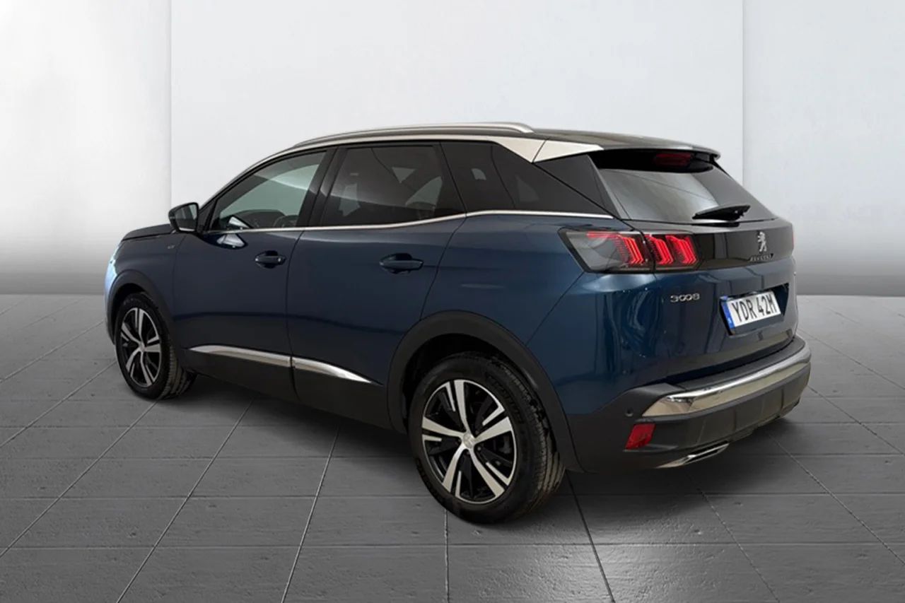 Peugeot 3008 1.2 PureTech GT-Line Navi Kamera Delläder Cockpit – bild 6 av 11