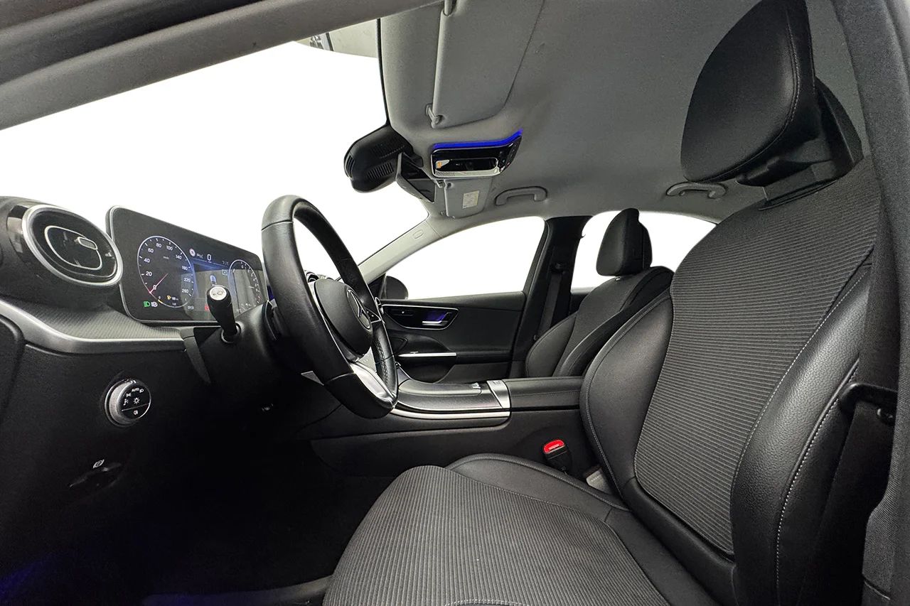 Mercedes-Benz C 300 e Avantgarde Vinter Drag Navi Kamera Burmester 313hk – bild 11 av 37
