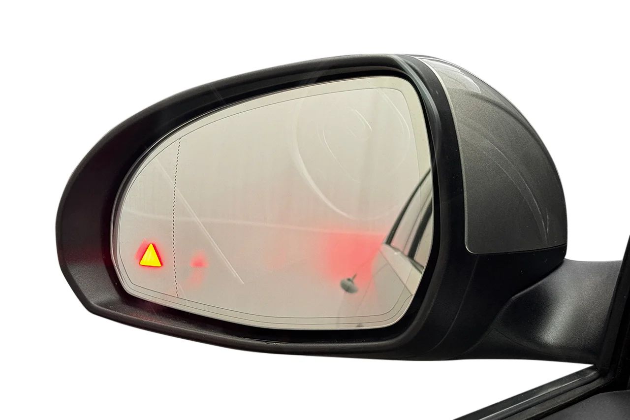 Mercedes-Benz C 300 e Avantgarde Vinter Drag Navi Kamera Burmester 313hk – bild 17 av 37