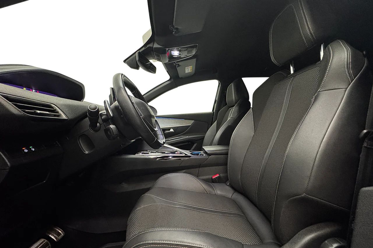 Peugeot 3008 1.2 PureTech GT Navi Kamera Delläder Cockpit MOMS – bild 11 av 33
