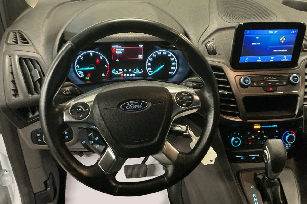 Ford Transit Connect LWB 1.5 EcoBlue Aut Värmare Kamera SYNC3 MOMS – bild 9 av 10