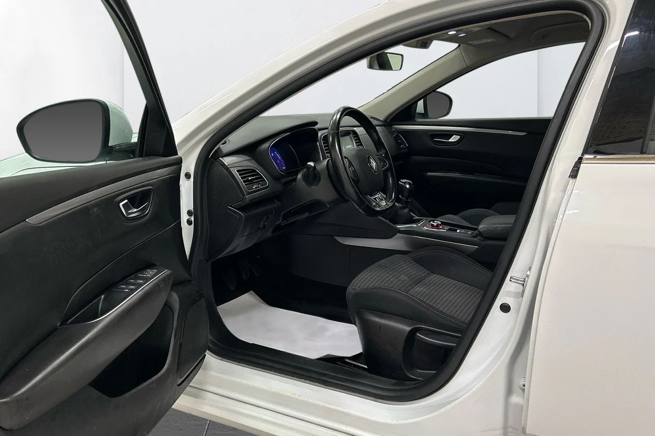 Renault Talisman Grandtour 1.7 Blue dCi 120hk ACC 2-zon Sätesvärme MOMS – bild 6 av 11