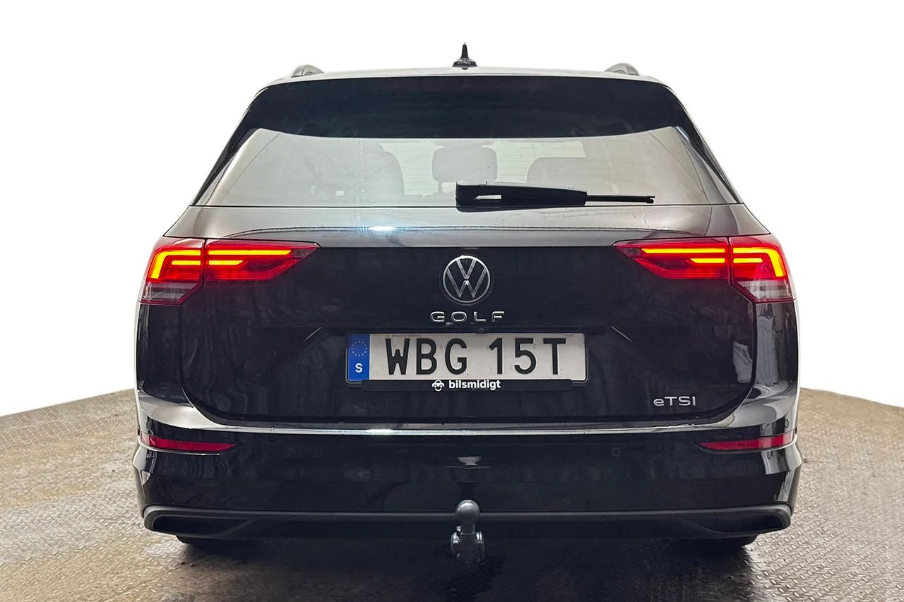 Volkswagen Golf SC 1.5 eTSI Automat Drag Cockpit Kamera MOMS 150hk – bild 6 av 35