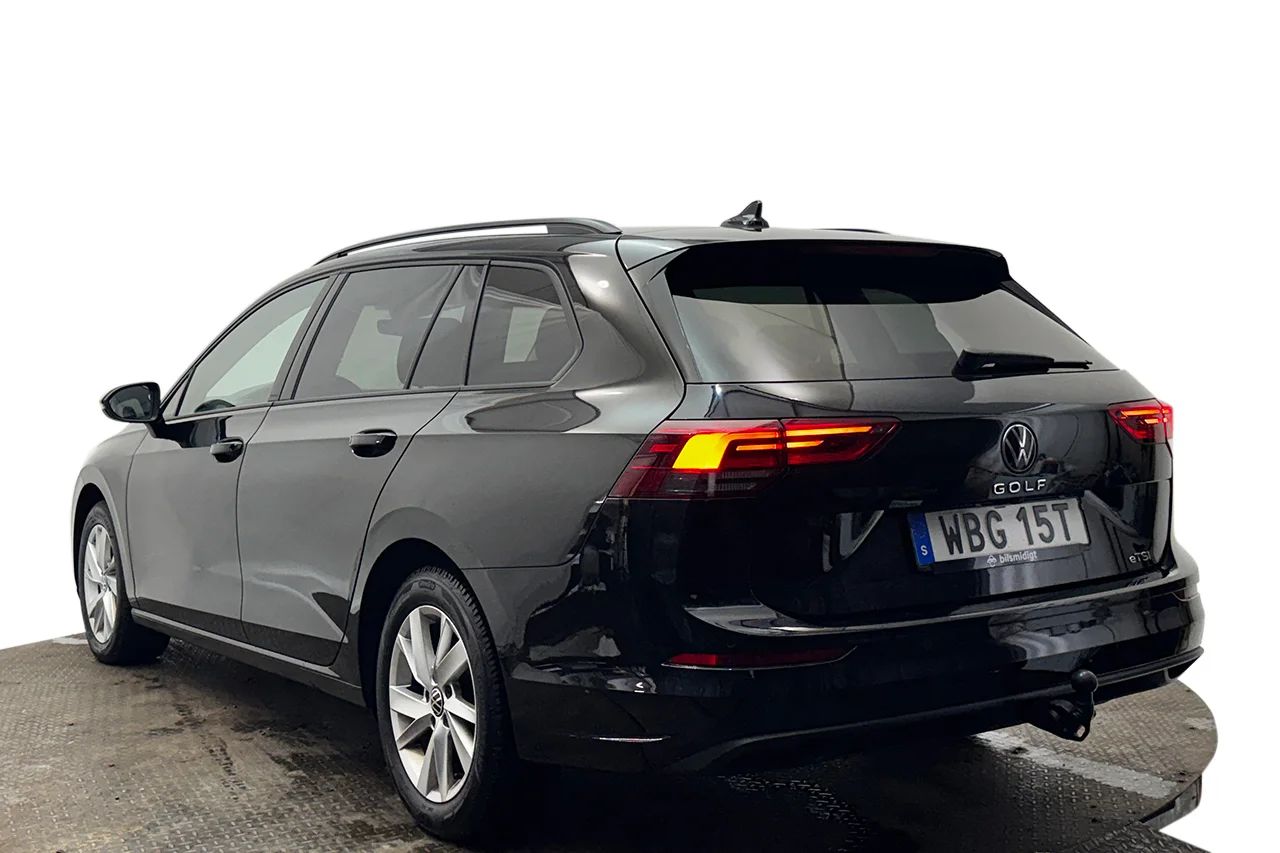 Volkswagen Golf SC 1.5 eTSI Automat Drag Cockpit Kamera MOMS 150hk – bild 8 av 35