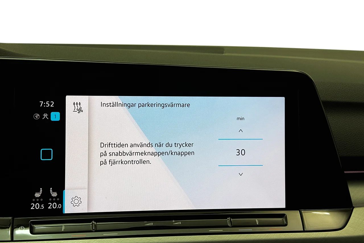 Volkswagen Golf SC 1.5 eTSI Automat Drag Cockpit Kamera MOMS 150hk – bild 25 av 35