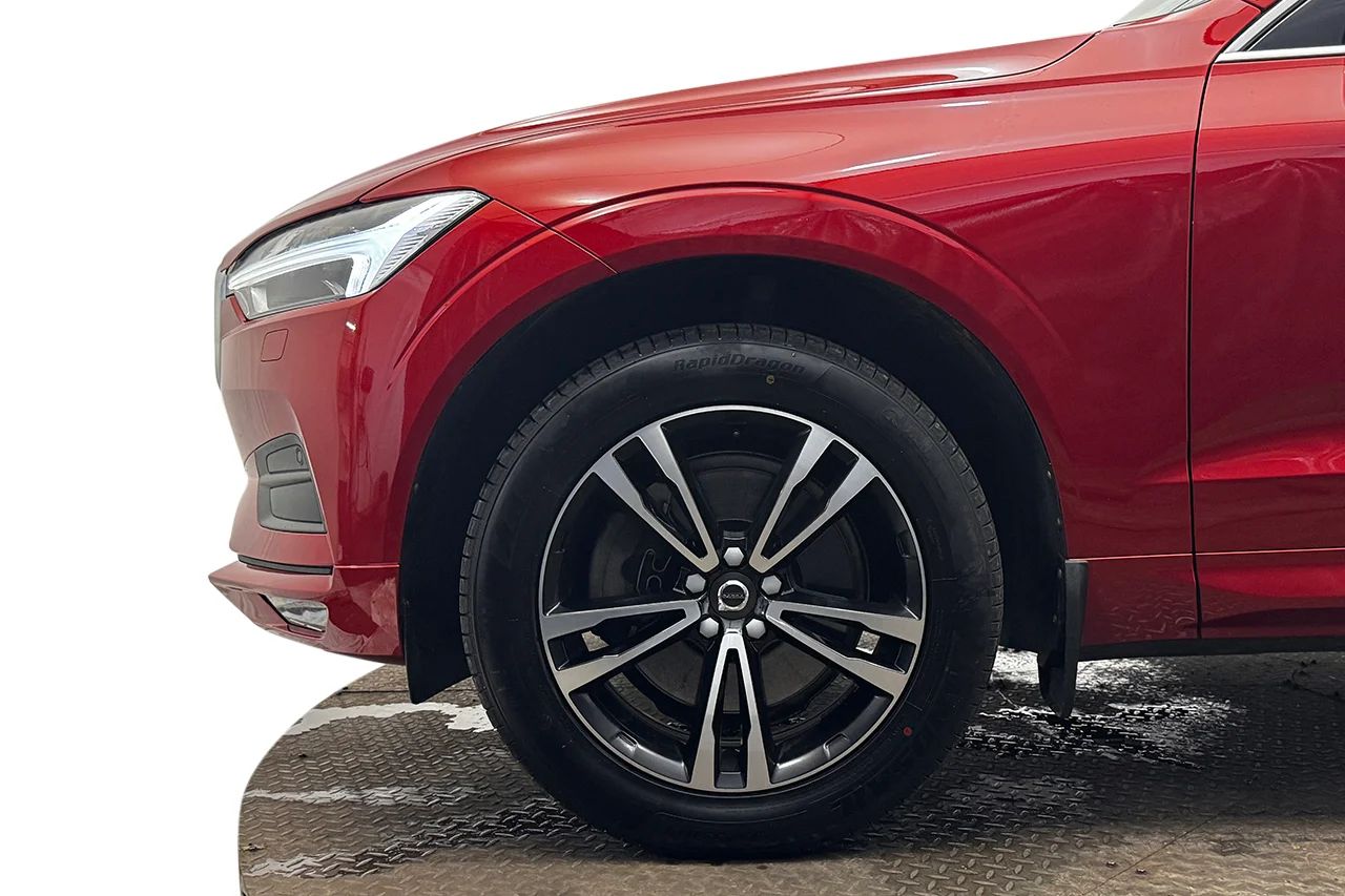 Volvo XC60 T5 Geartronic Momentum Adv SE II Navi 250hk – bild 10 av 33