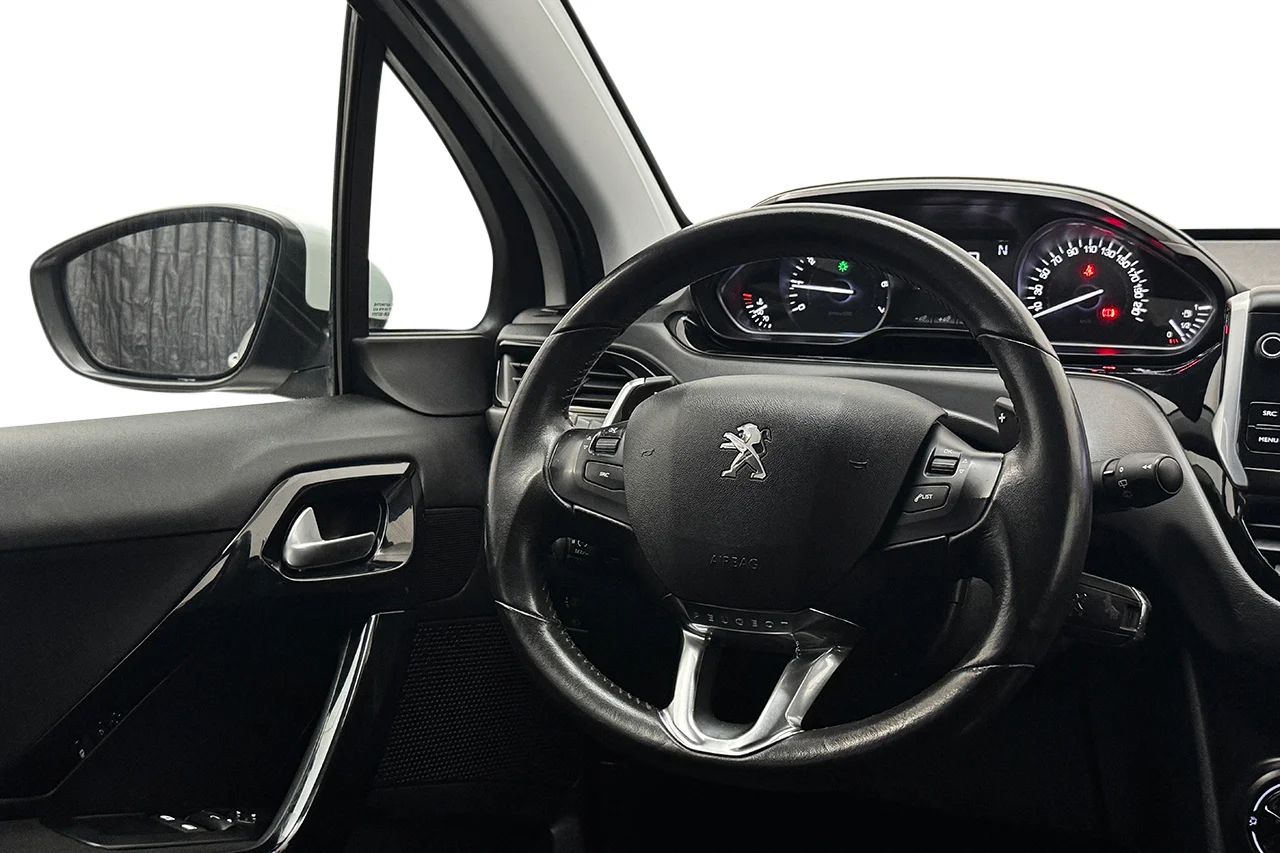 Peugeot 208 1.2 PureTech Pekskärm Farthållare 82hk – bild 15 av 25