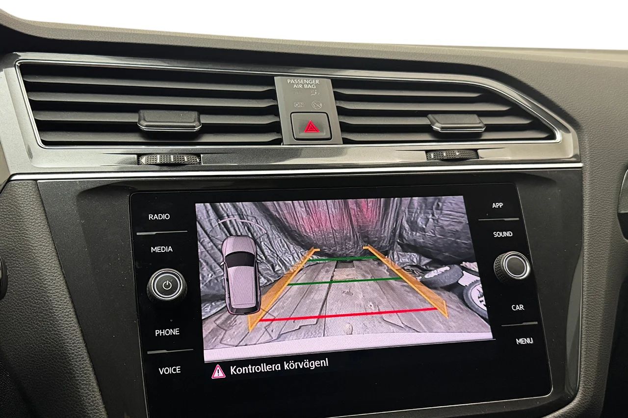 Volkswagen Tiguan Allspace 2.0 TDI 4M GT R-Line Premium 5sits Drag Värmare Cockpit MOMS – bild 18 av 33