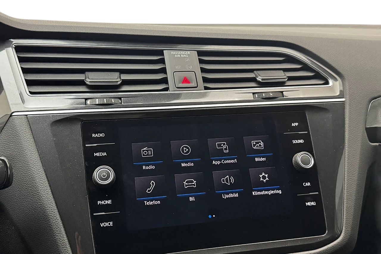Volkswagen Tiguan Allspace 2.0 TDI 4M GT R-Line Premium 5sits Drag Värmare Cockpit MOMS – bild 19 av 33