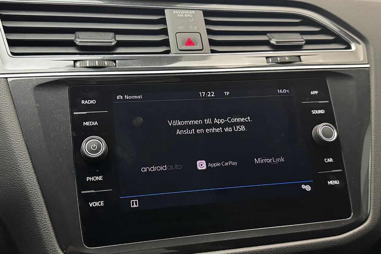 Volkswagen Tiguan Allspace 2.0 TDI 4M GT R-Line Premium 5sits Drag Värmare Cockpit MOMS – bild 21 av 33
