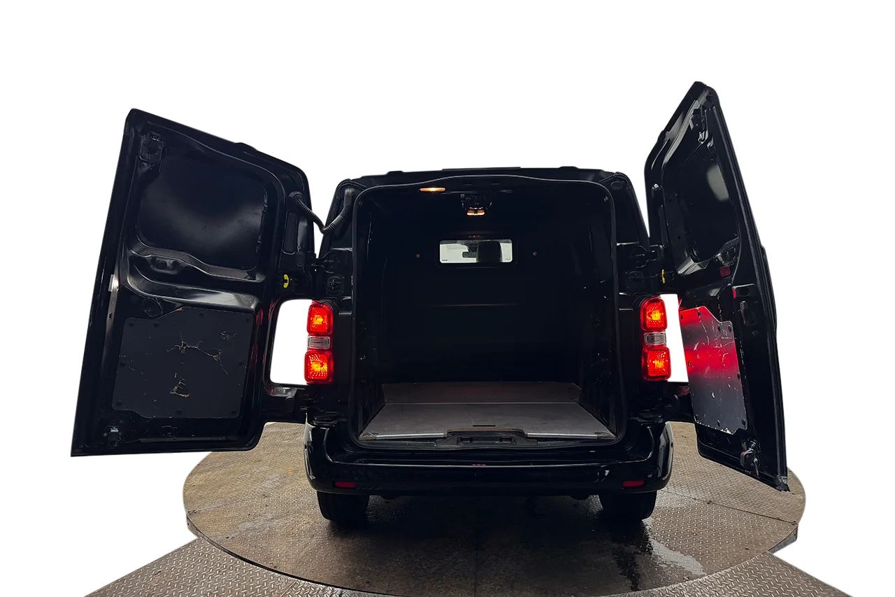 Citroën Jumpy 1.5 BlueHDi Kamera P-Sens Värmare 3-sits Delläder 102hk – bild 7 av 29
