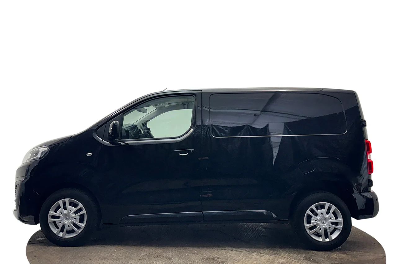 Citroën Jumpy 1.5 BlueHDi Kamera P-Sens Värmare 3-sits Delläder 102hk – bild 9 av 29
