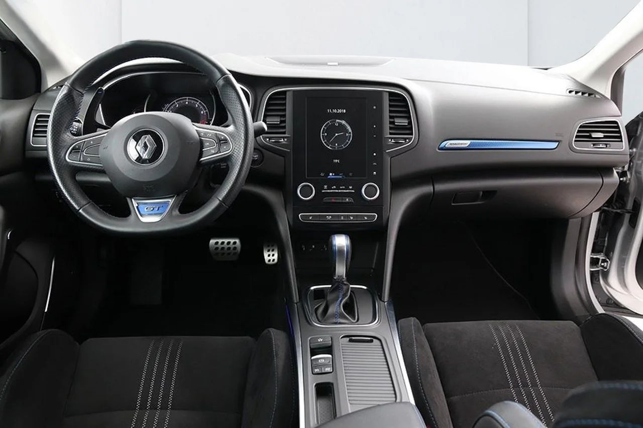 Renault Mégane GT Grandtour 1.6 TCe 205hk Aut 4Control Navi Skinn – bild 8 av 9