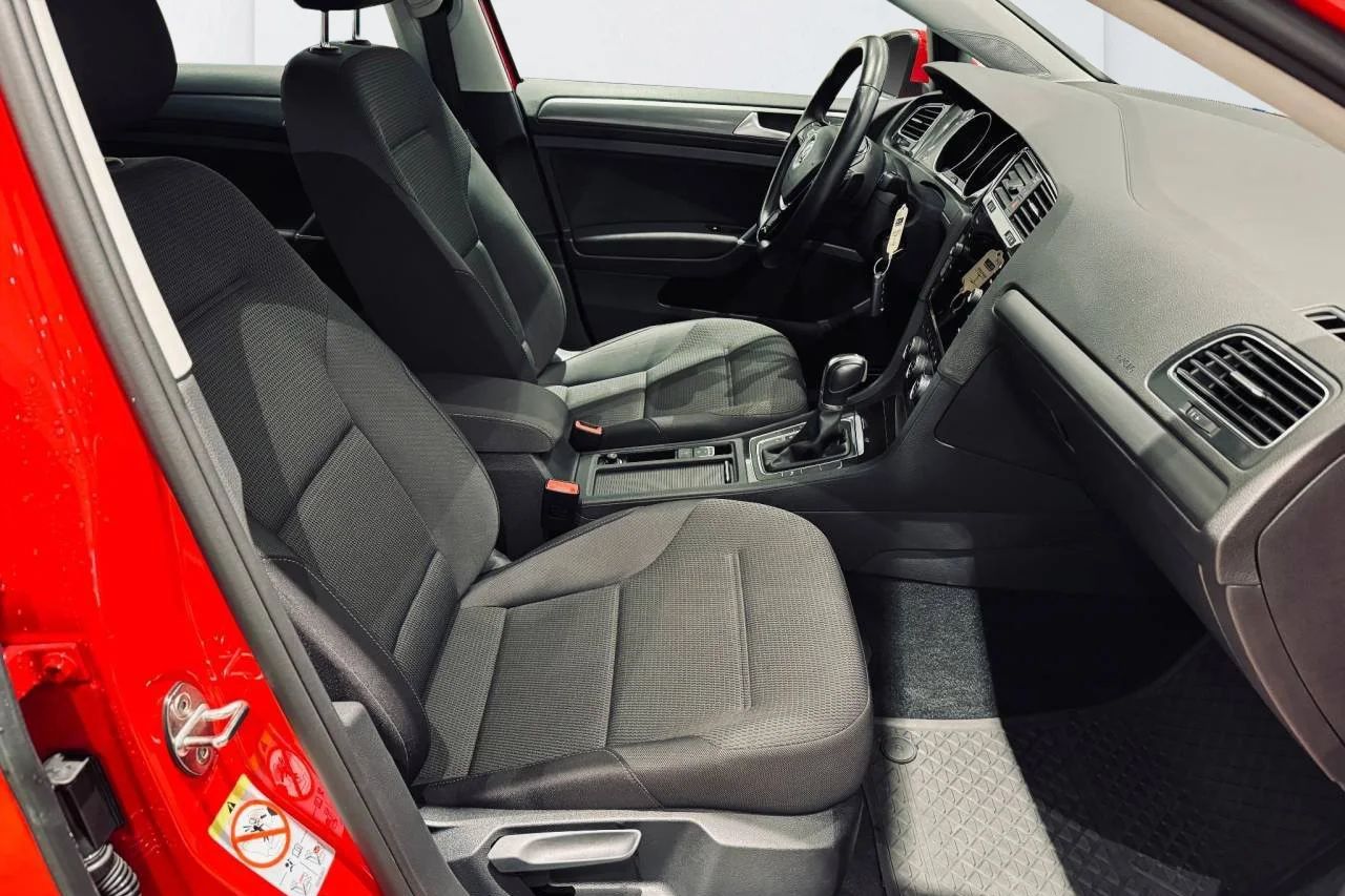 Volkswagen Golf 1.5 TGI Aut CNG AdaptivFarth P-Sens Clima 130hk – bild 11 av 12