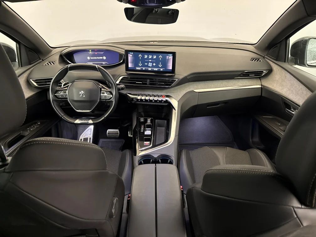 Peugeot 3008 1.2 PureTech GT Navi Kamera Delläder Cockpit MOMS – bild 9 av 11