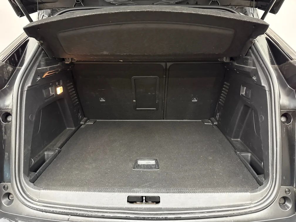 Peugeot 3008 1.2 PureTech GT Navi Kamera Delläder Cockpit MOMS – bild 11 av 11