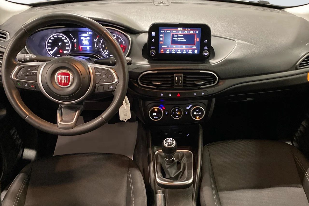 Fiat Tipo Kombi 1.0 T3 FIREFLY Kamera P-Sens MOMS 100hk – bild 7 av 9