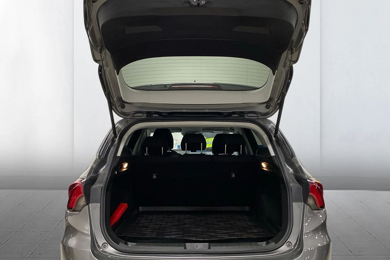 Fiat Tipo Kombi 1.0 T3 FIREFLY Kamera P-Sens MOMS 100hk – bild 9 av 9