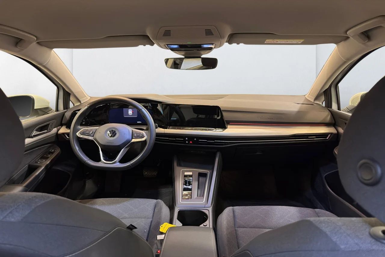 Volkswagen Golf SC 2.0 TDI Aut Värmare Cockpit P-Sens MOMS 116hk – bild 9 av 10