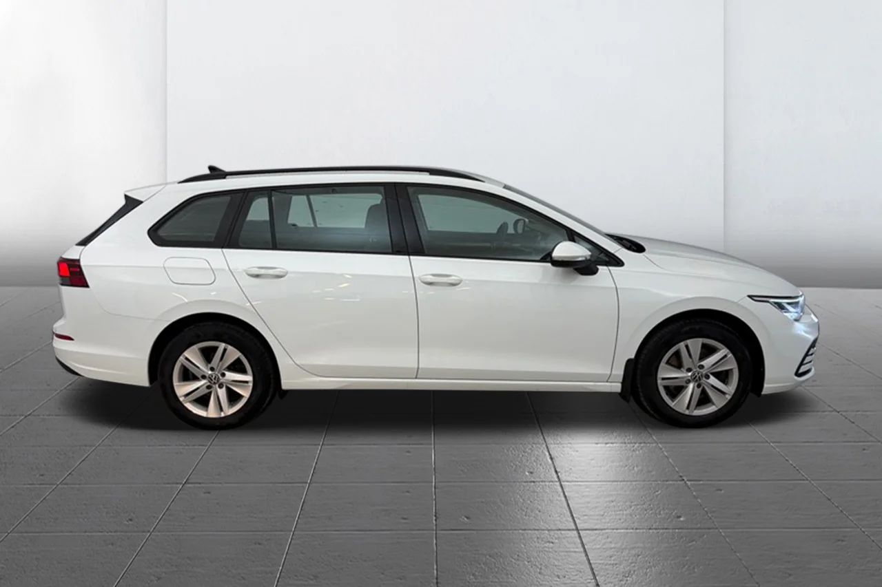 Volkswagen Golf SC 2.0 TDI Aut Värmare Cockpit P-Sens MOMS 116hk – bild 4 av 10