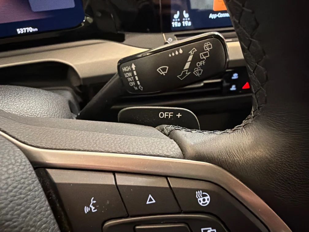 Volkswagen Golf SC 2.0 TDI Aut Värmare Cockpit P-Sens MOMS 116hk – bild 10 av 10