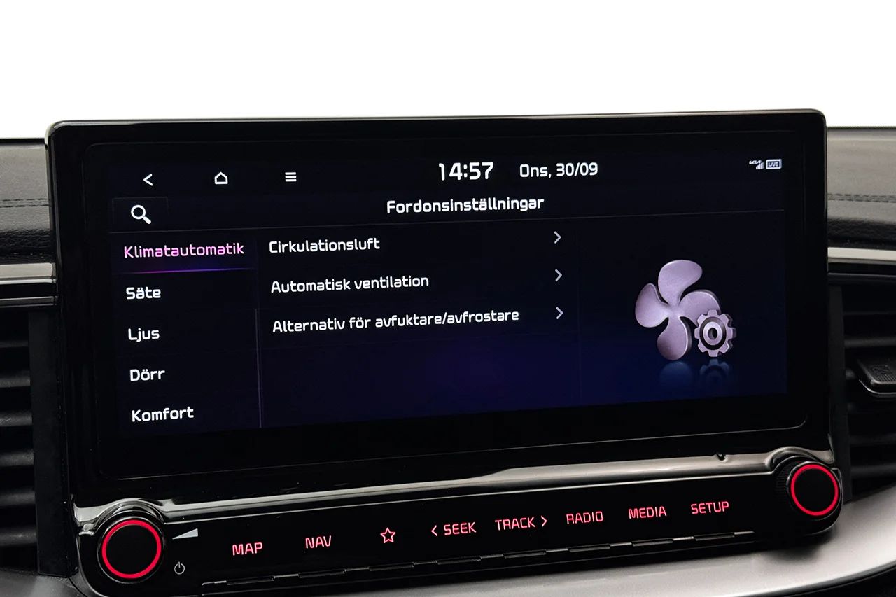 Kia Ceed SW Plug-in Advance Plus Taklucka Cockpit Navi Kamera 141hk – bild 26 av 37