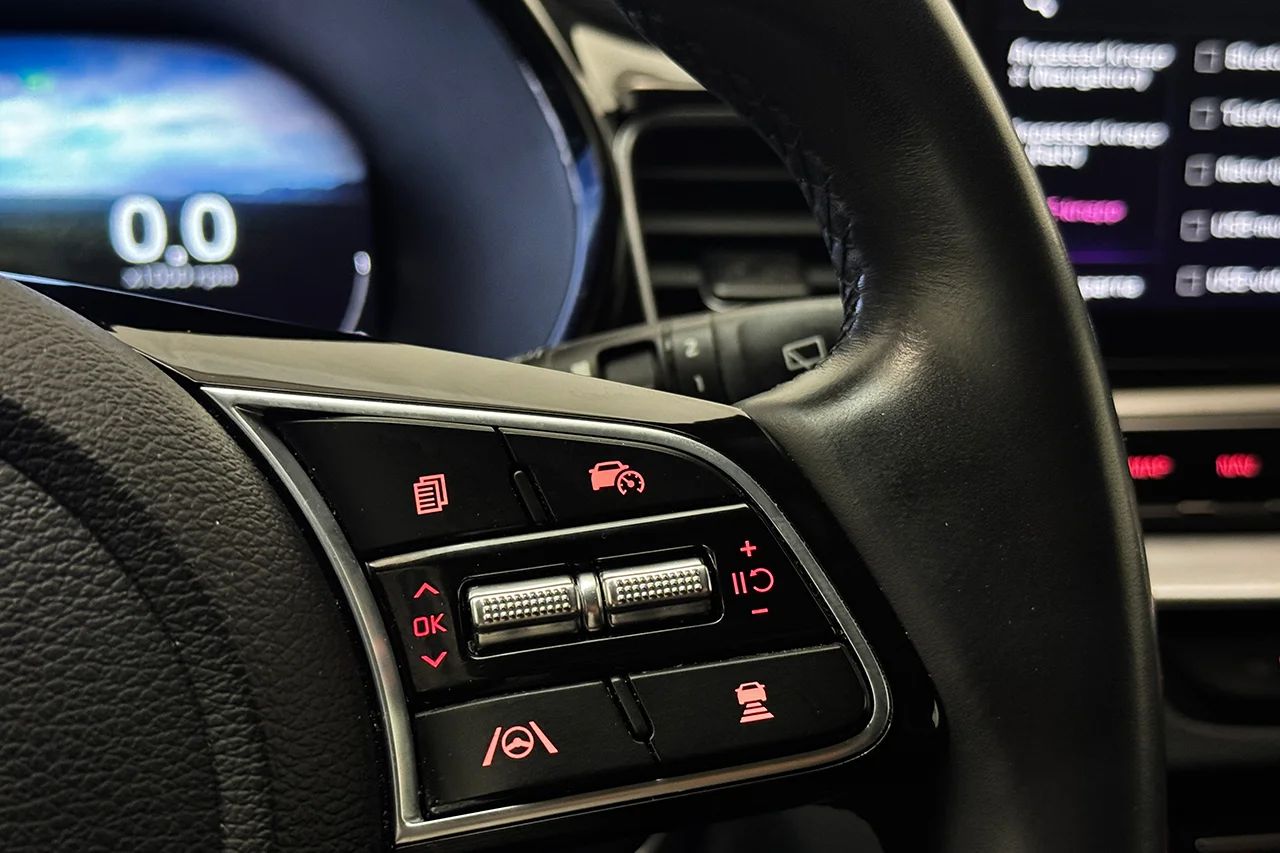 Kia Ceed SW Plug-in Advance Plus Taklucka Cockpit Navi Kamera 141hk – bild 21 av 37
