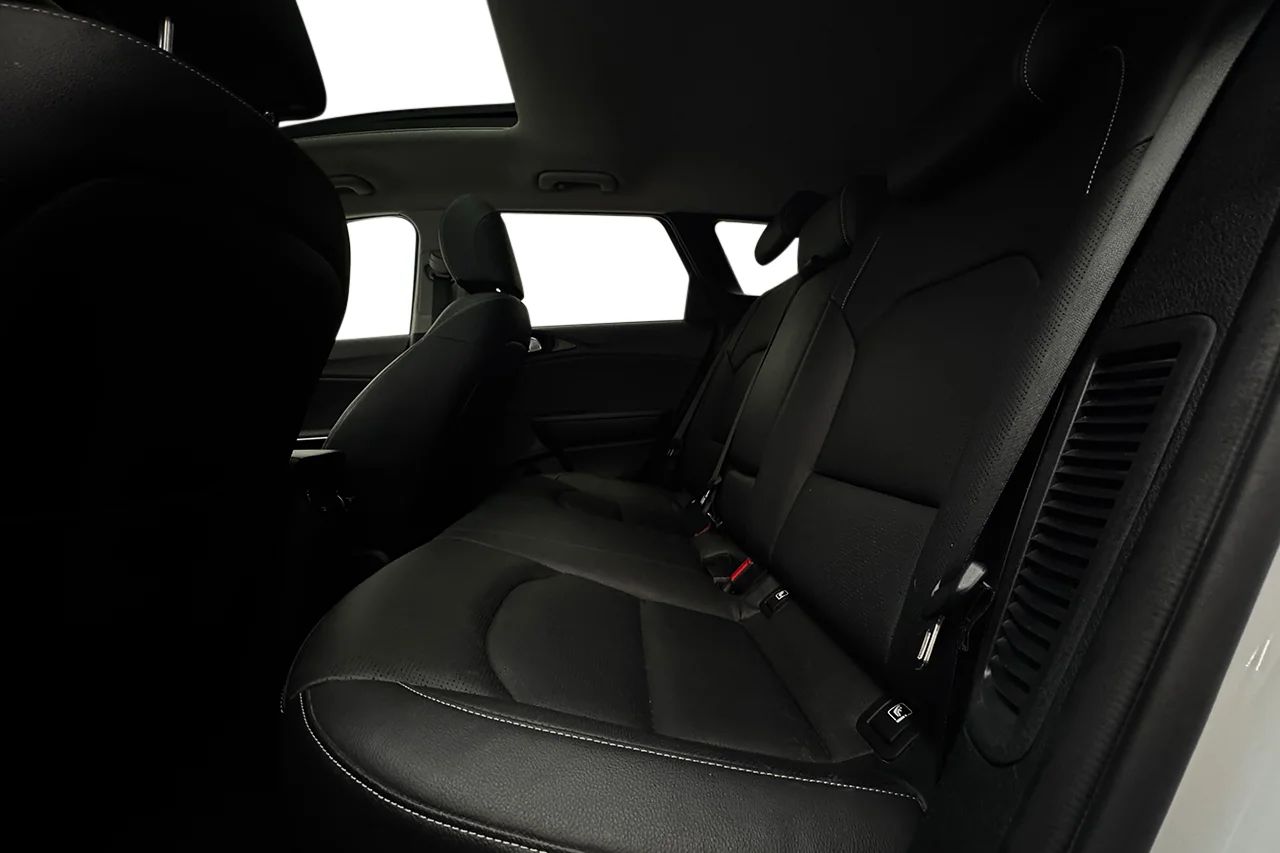 Kia Ceed SW Plug-in Advance Plus Taklucka Cockpit Navi Kamera 141hk – bild 14 av 37