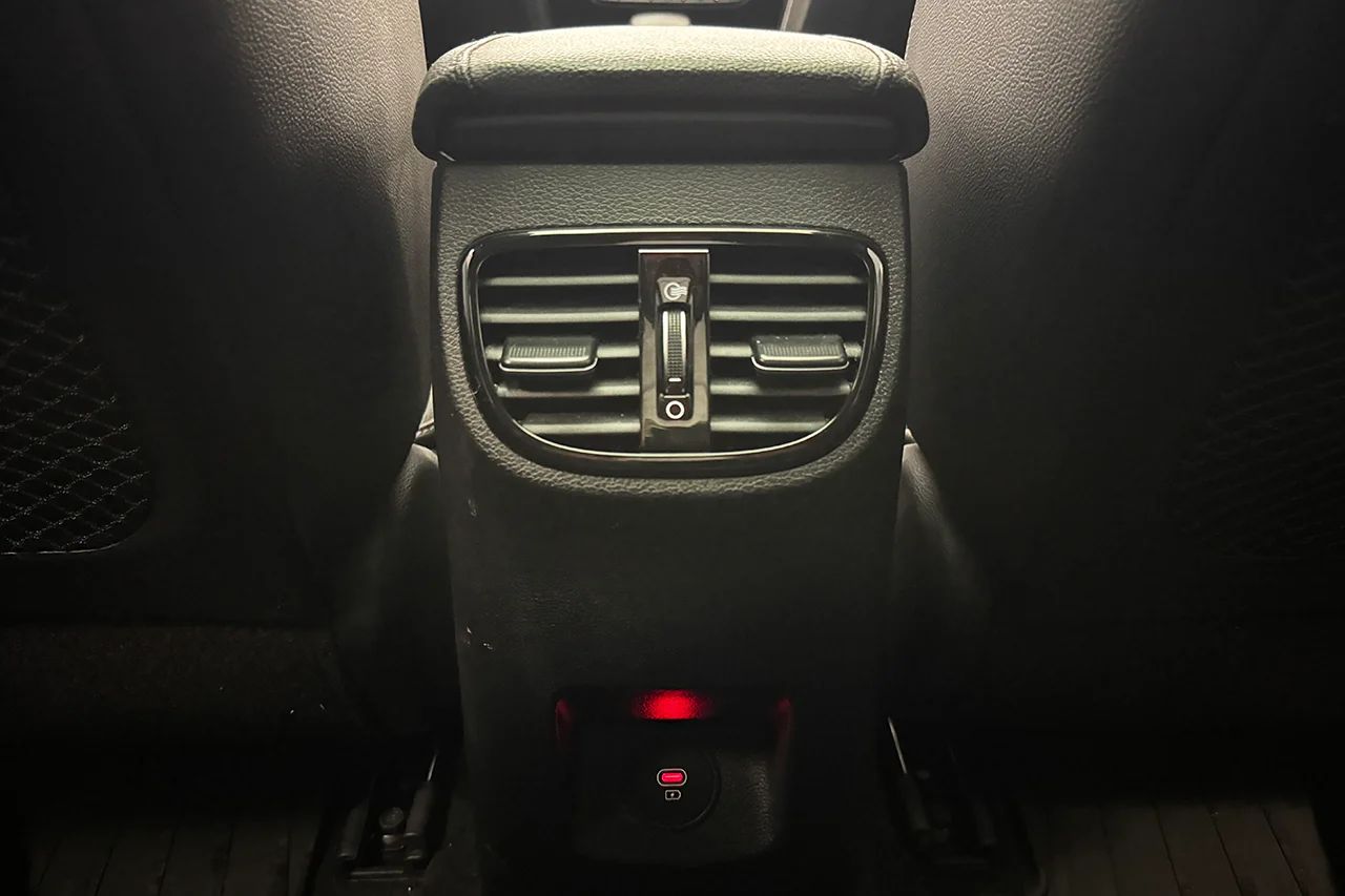 Kia Ceed SW Plug-in Advance Plus Taklucka Cockpit Navi Kamera 141hk – bild 15 av 37