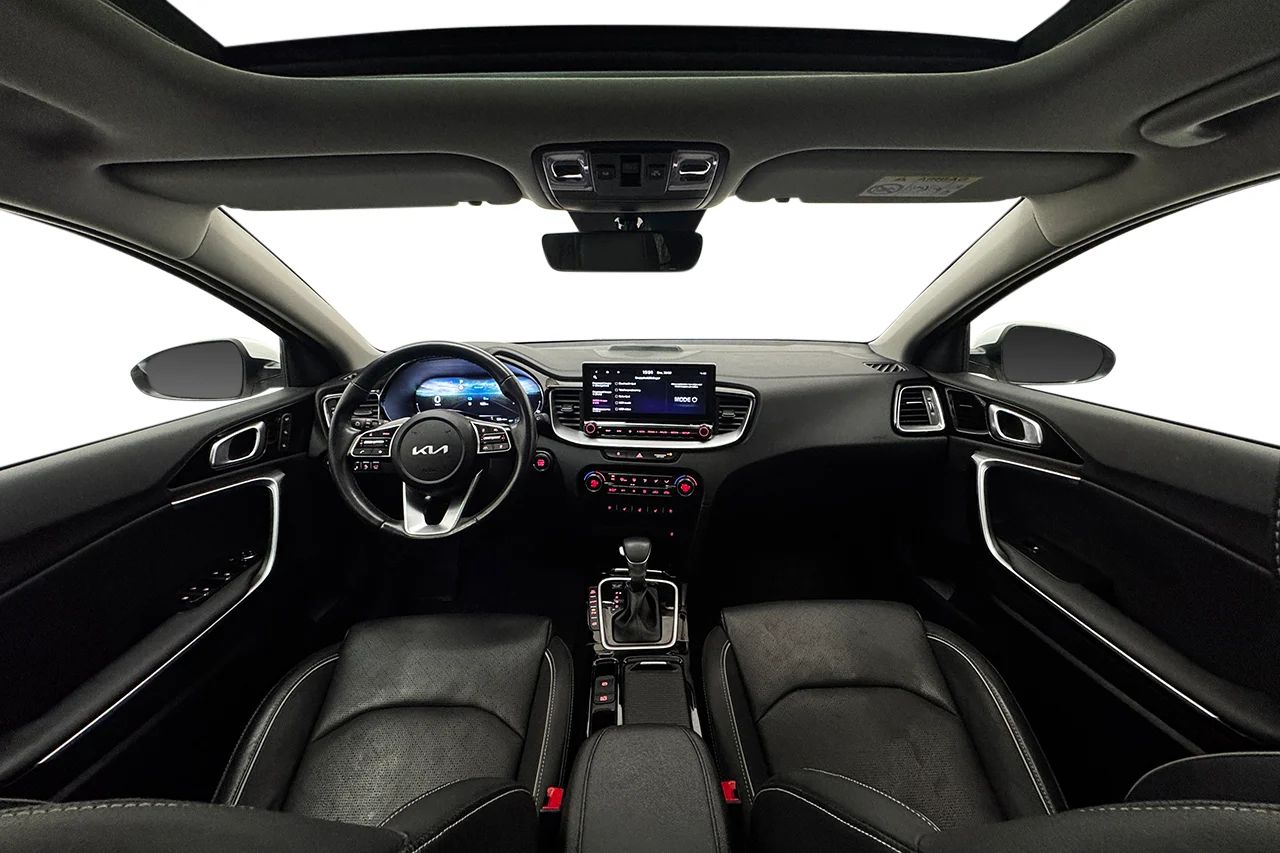 Kia Ceed SW Plug-in Advance Plus Taklucka Cockpit Navi Kamera 141hk – bild 16 av 37