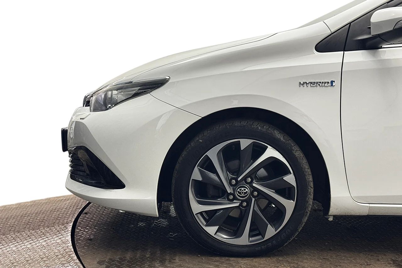 Toyota Auris TS Hybrid Active Plus Kamera Kamkedja 136hk – bild 10 av 28