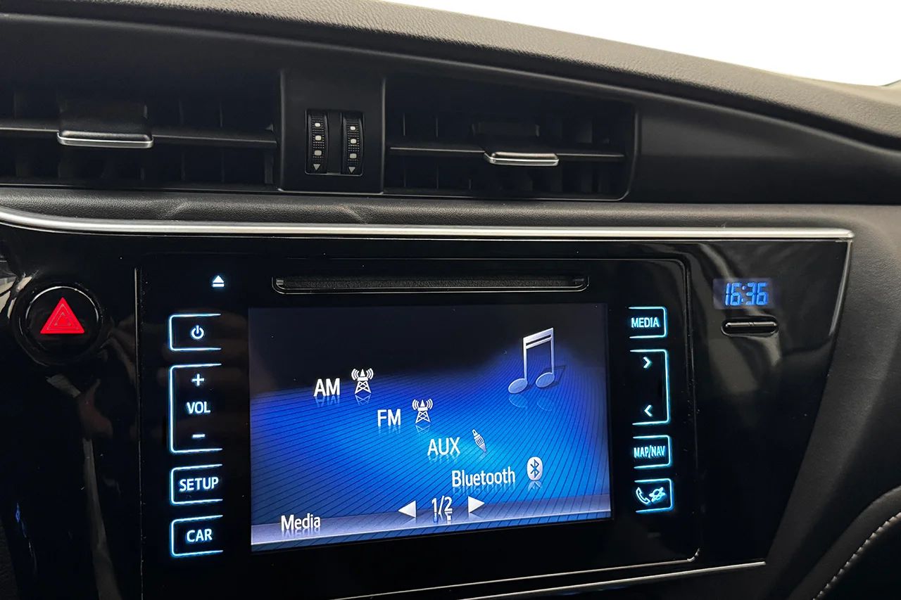 Toyota Auris TS Hybrid Active Plus Kamera Kamkedja 136hk – bild 22 av 28