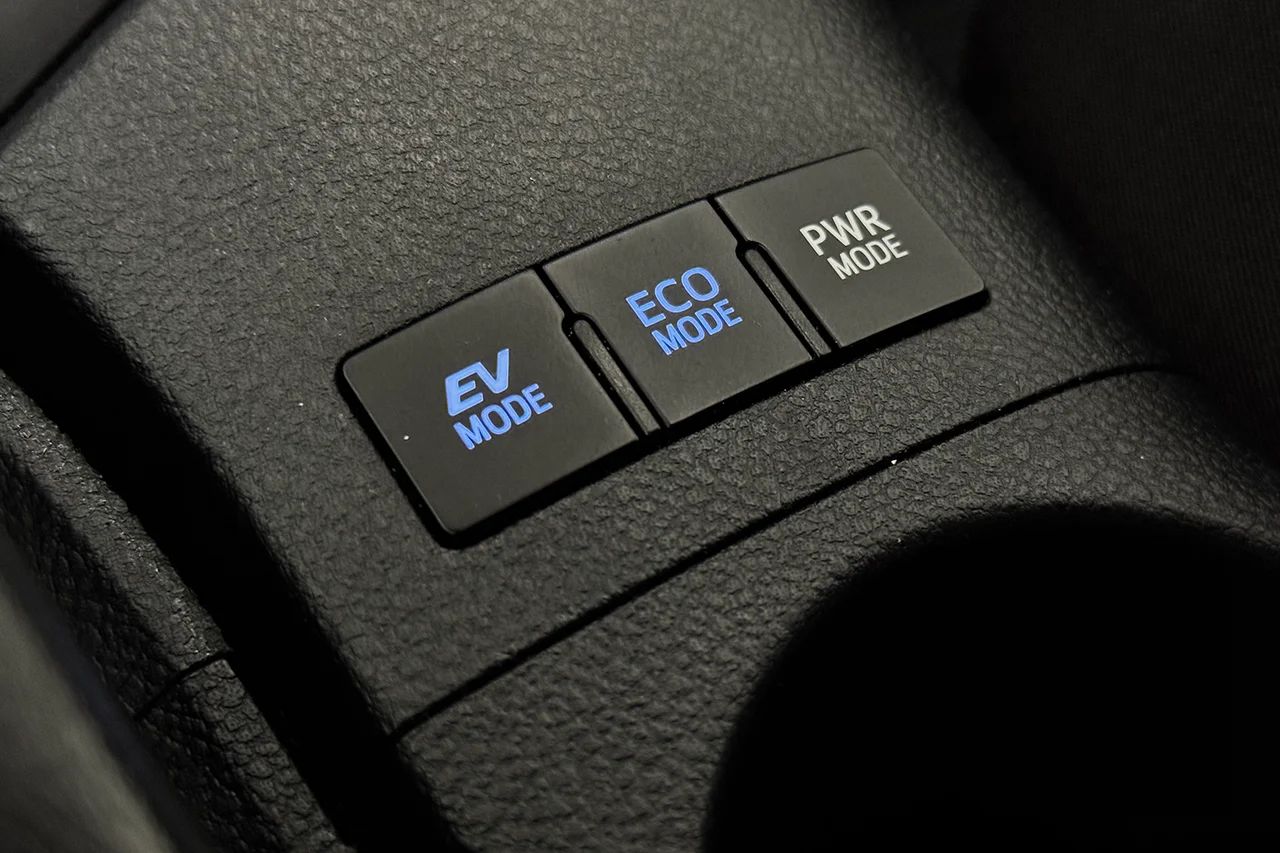 Toyota Auris TS Hybrid Active Plus Kamera Kamkedja 136hk – bild 25 av 28