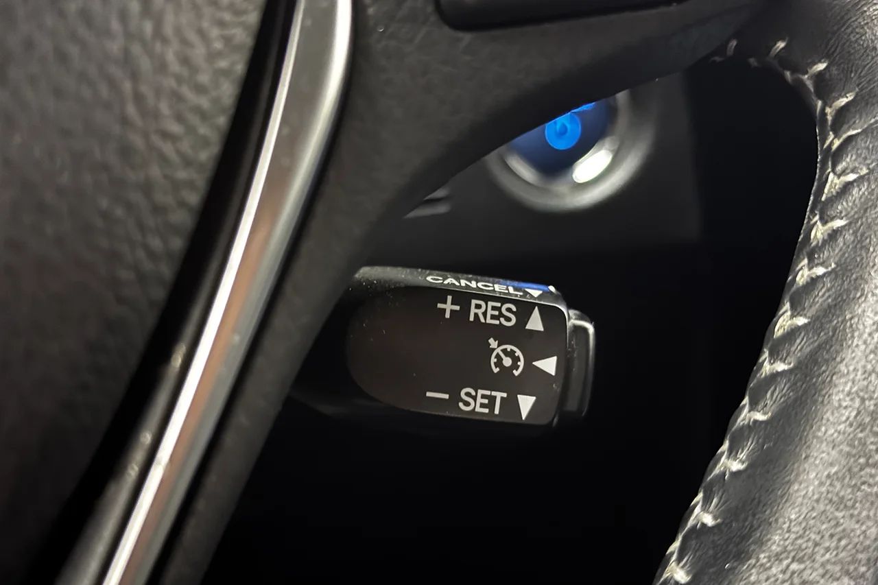 Toyota Auris TS Hybrid Active Plus Kamera Kamkedja 136hk – bild 20 av 28